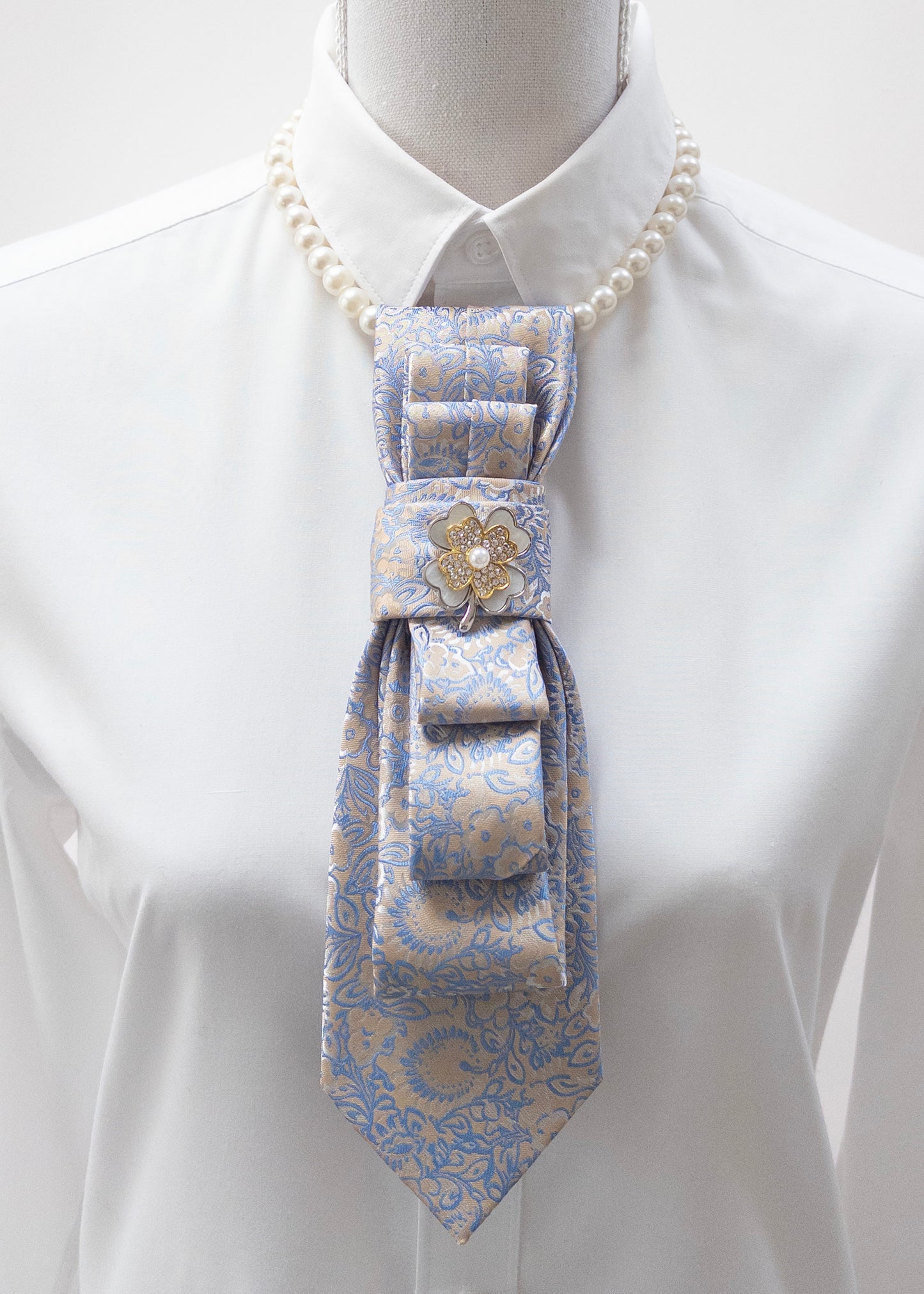 Stropdas crème/licht blauw