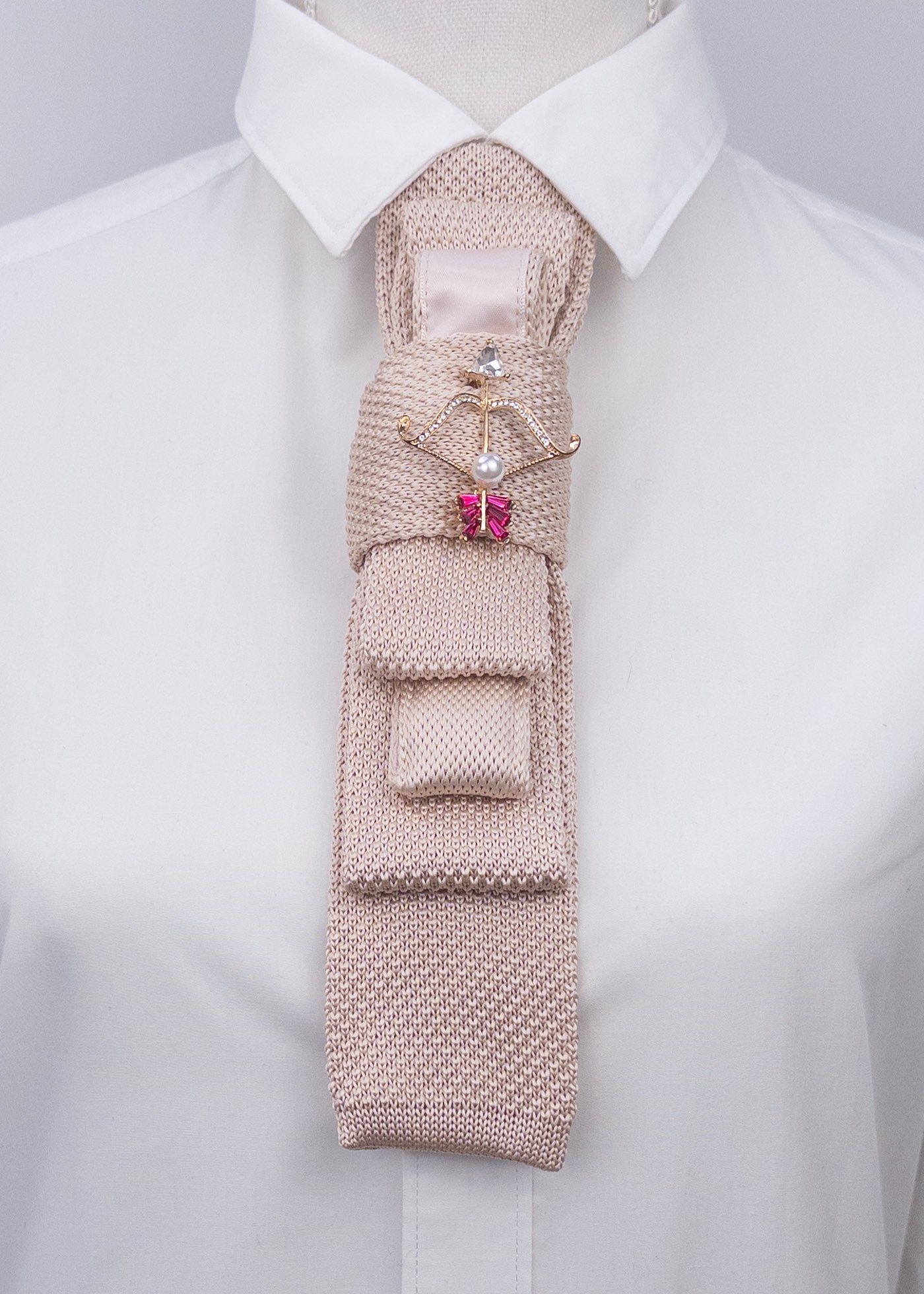 Stropdas beige gebreid