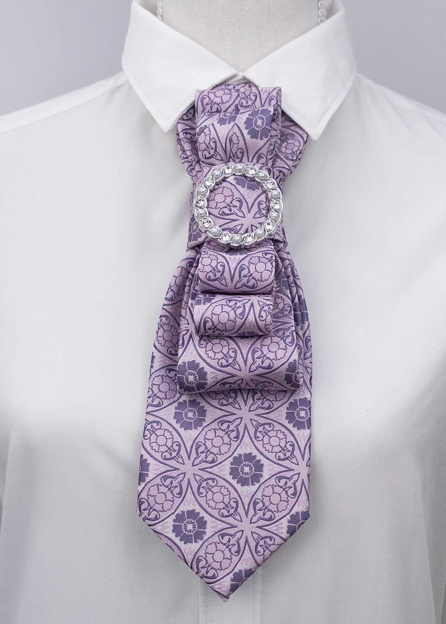 Stropdas paars bloemen barok
