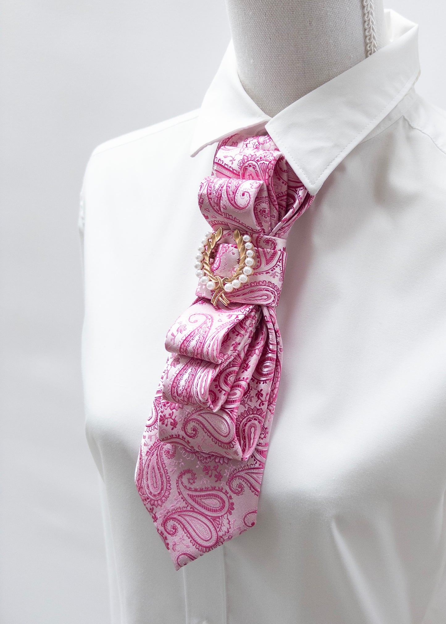 Stropdas (donker) roze  paisley
