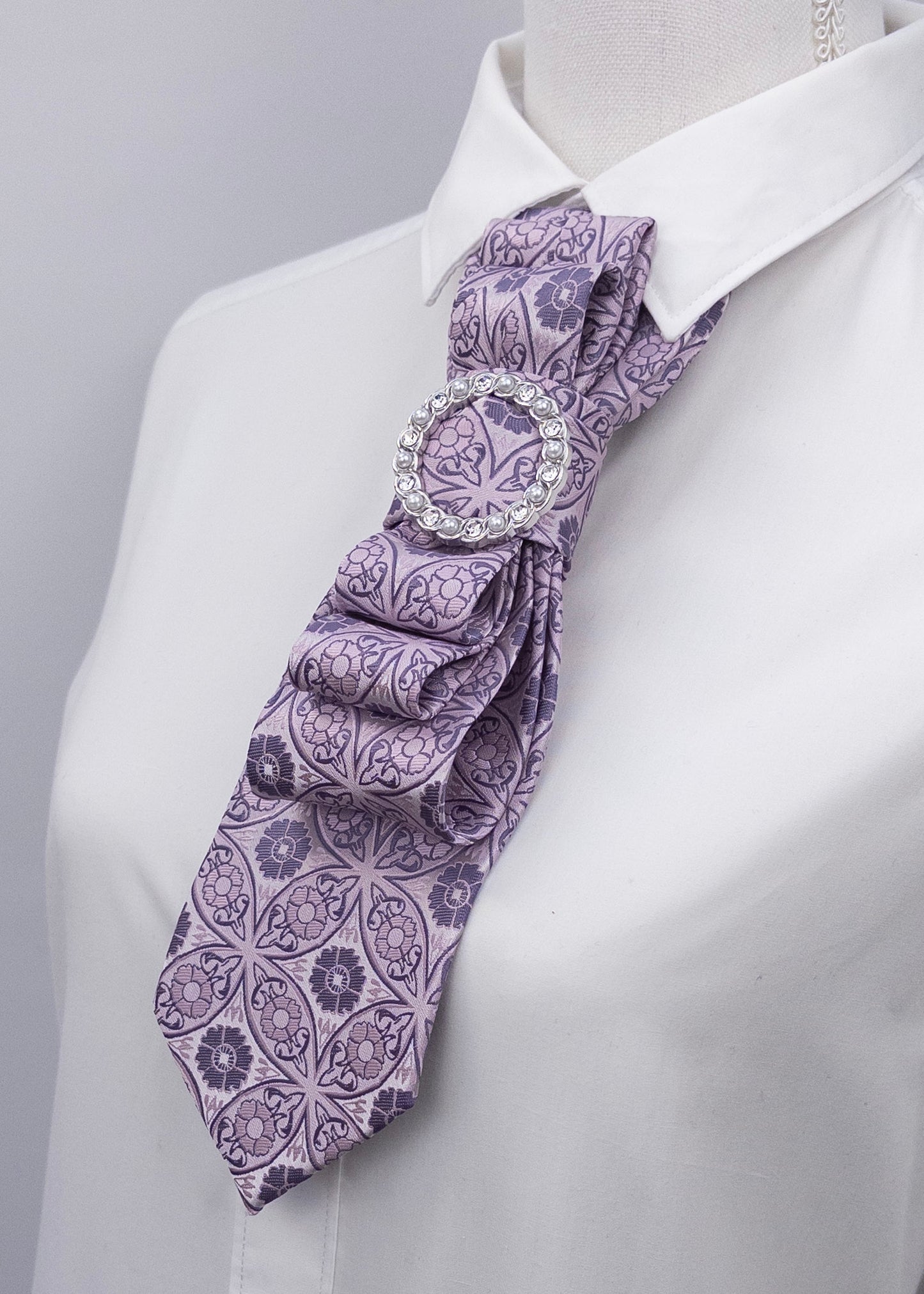 Stropdas paars bloemen barok